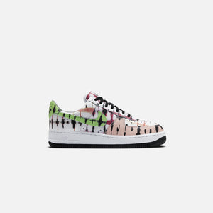 Nike WMNS Air Force 1 `07 - White / Green Strike / Washed Coral