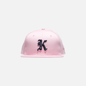 Kith x New Era Gothic 59Fifty Cap - Pink / Navy
