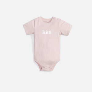 Kith Kids Baby Classic Serif Onesie - Pink