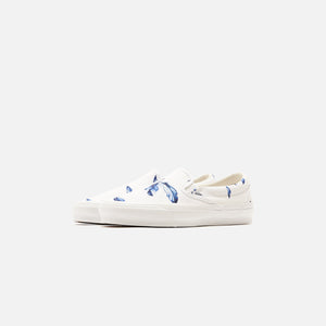 Kith for Vault by Vans OG Classic Slip-On LX - Feathers