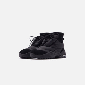 Maison Margiela Puffer Sneaker Boot - Black